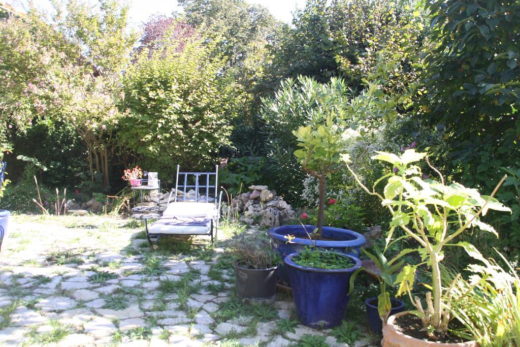 Aux Pots Bleus Bed & Breakfast Nissan-lez-Enserune Exterior foto
